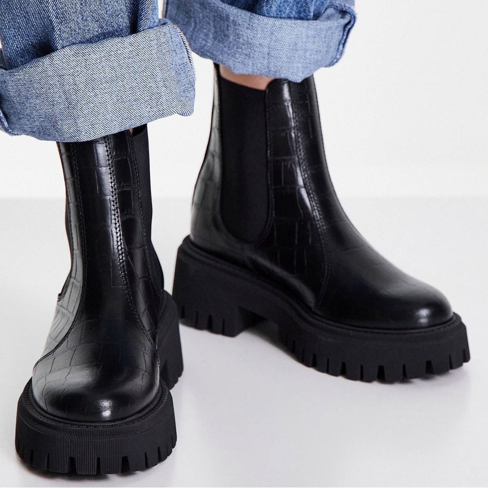 Schuh Avelina Leather chunky chelsea boots
